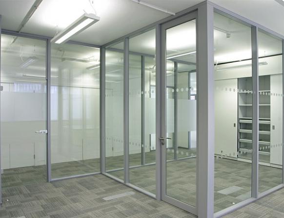 Different Types of Glass Wall Systems for Modern Buildings