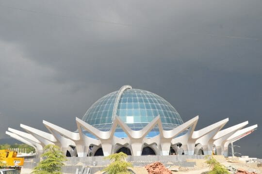 customer Ravi Kantya india frameless wall